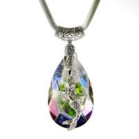 CRYSTAL PENDANT