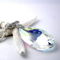 CRYSTAL PENDANT